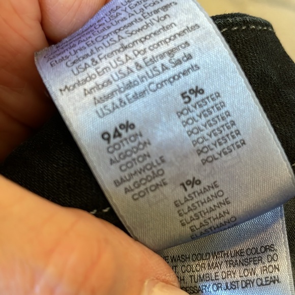 MOTHER jeans High Waisted Looker Ankle Fray. Wash: Last Call. EUC. Size 23. - Picture 4 of 6